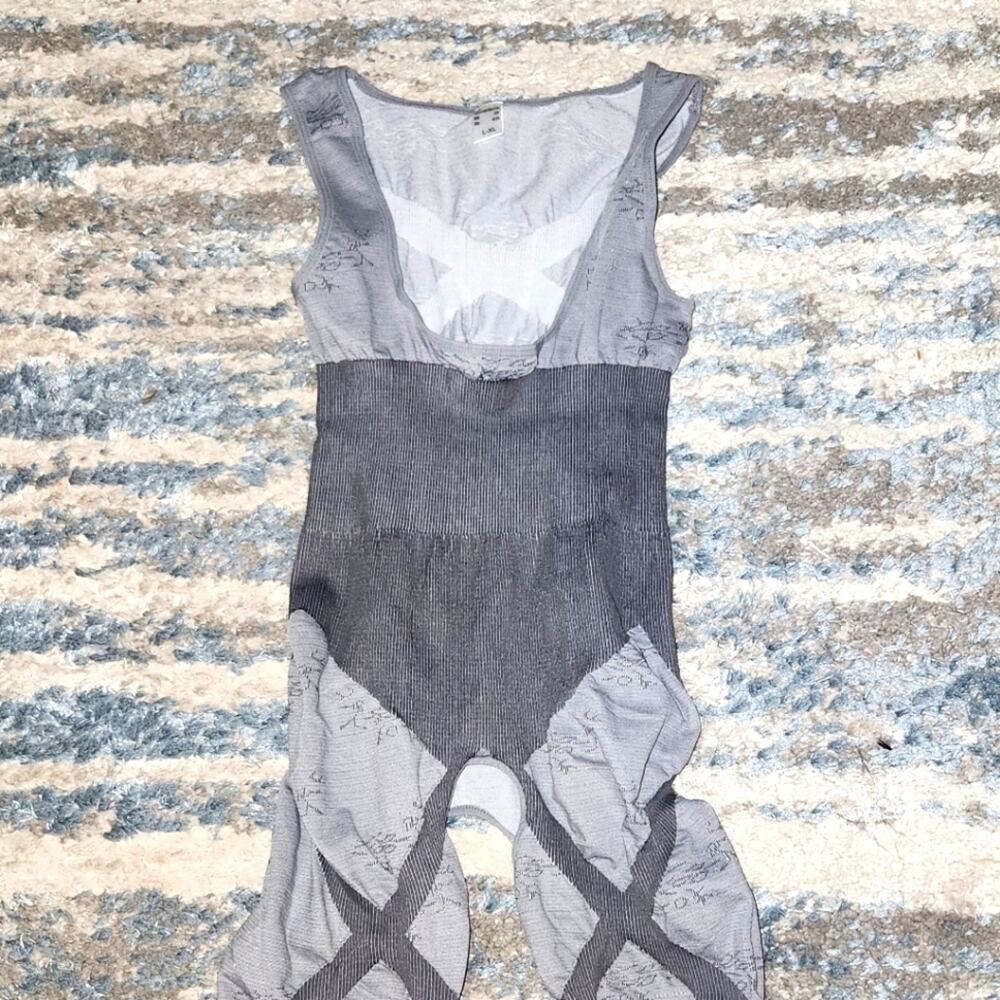 No Brand Full Body Shapewear || sz L (more like a M) EUC